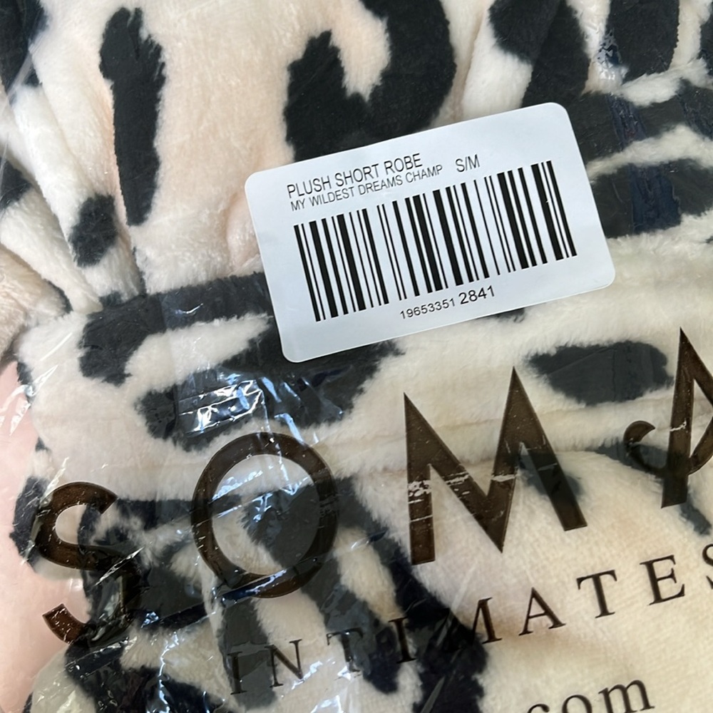 Soma Plush Robe - Picture 2 of 2